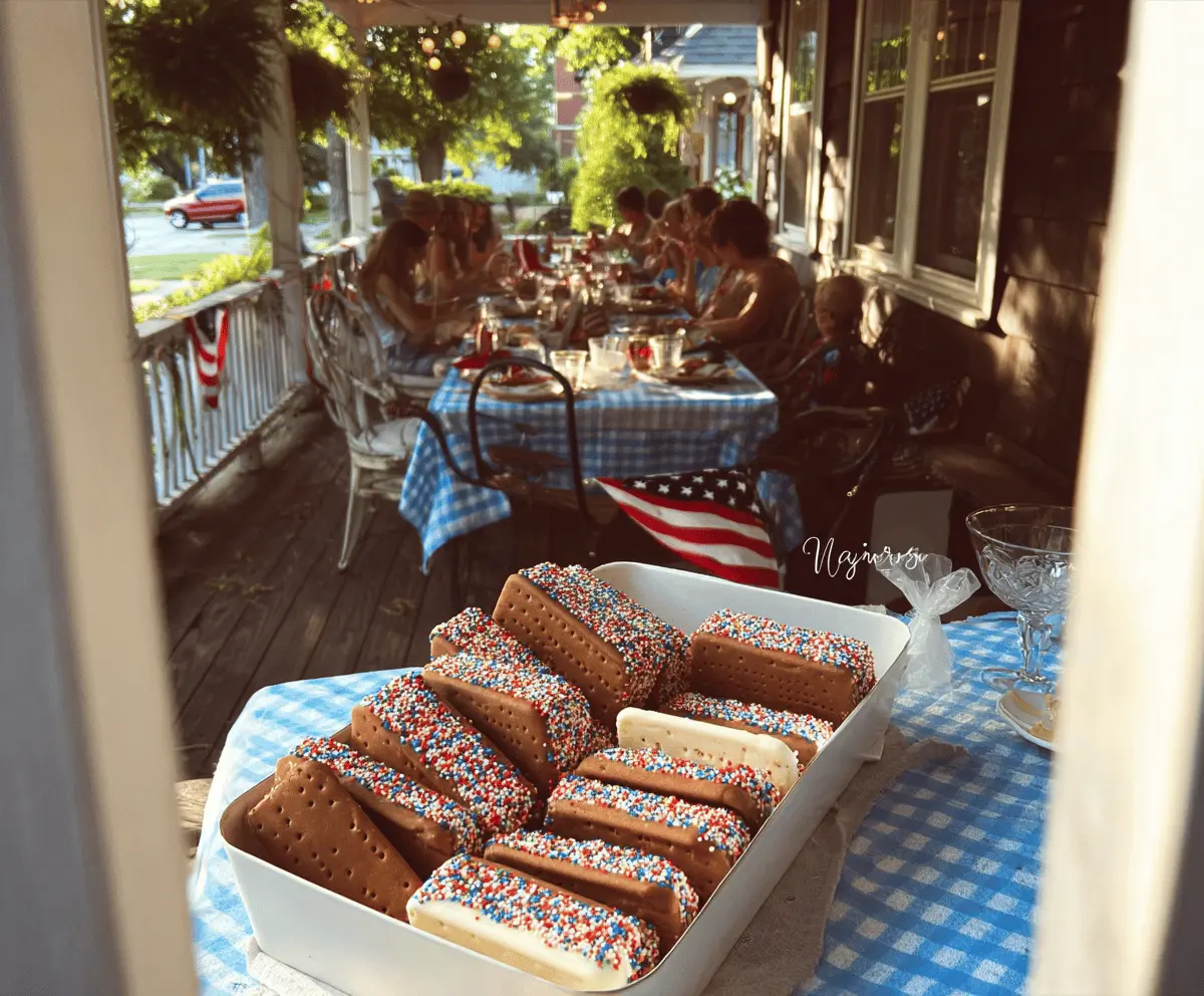 Easy Summer Ice Cream Party Ideas for Your Porch